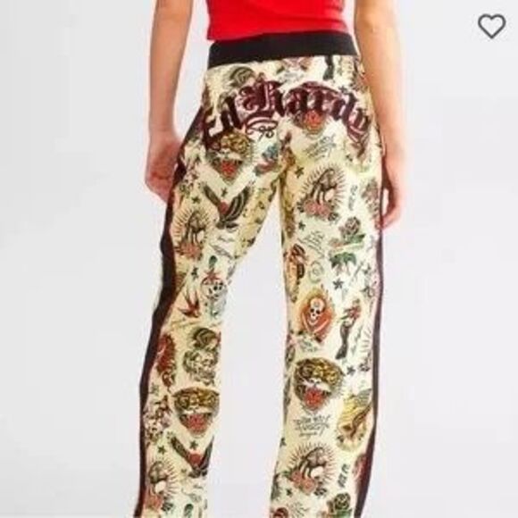 <3 Ed Hardy sweats - Picture 1 of 9